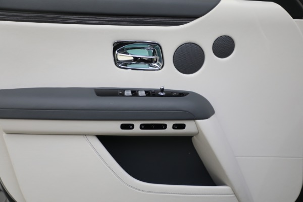 Used 2022 Rolls-Royce Ghost for sale $365,900 at Rolls-Royce Motor Cars Greenwich in Greenwich CT 06830 20