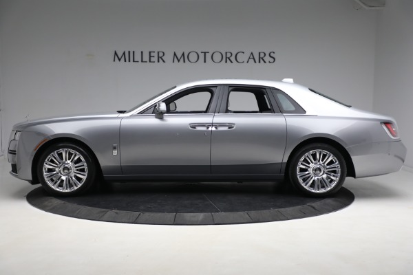 Used 2022 Rolls-Royce Ghost for sale $365,900 at Rolls-Royce Motor Cars Greenwich in Greenwich CT 06830 3