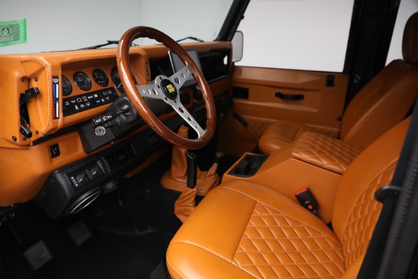Used 1993 Land Rover Defender 110 for sale $195,900 at Rolls-Royce Motor Cars Greenwich in Greenwich CT 06830 16