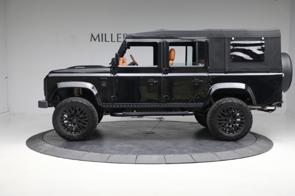 Used 1993 Land Rover Defender 110 for sale Sold at Rolls-Royce Motor Cars Greenwich in Greenwich CT 06830 3