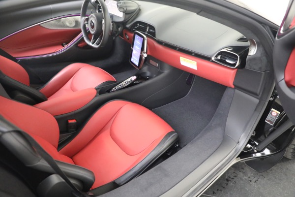 New 2023 McLaren Artura TechLux for sale $274,210 at Rolls-Royce Motor Cars Greenwich in Greenwich CT 06830 20