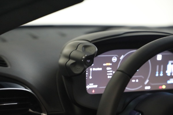 New 2023 McLaren Artura TechLux for sale $274,210 at Rolls-Royce Motor Cars Greenwich in Greenwich CT 06830 26