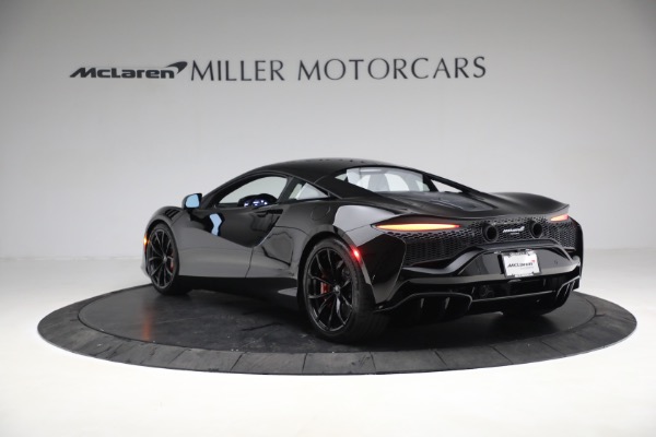 New 2023 McLaren Artura TechLux for sale $274,210 at Rolls-Royce Motor Cars Greenwich in Greenwich CT 06830 5