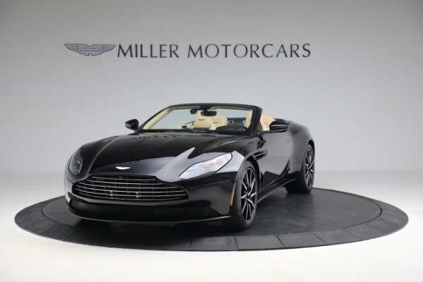 Used 2019 Aston Martin DB11 Volante for sale $139,900 at Rolls-Royce Motor Cars Greenwich in Greenwich CT 06830 11