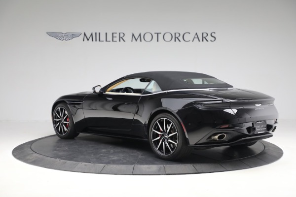 Used 2019 Aston Martin DB11 Volante for sale $139,900 at Rolls-Royce Motor Cars Greenwich in Greenwich CT 06830 14