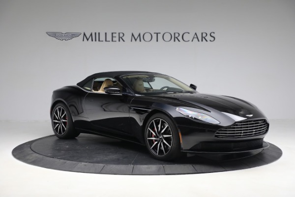 Used 2019 Aston Martin DB11 Volante for sale $139,900 at Rolls-Royce Motor Cars Greenwich in Greenwich CT 06830 17