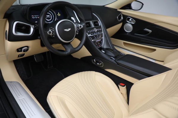Used 2019 Aston Martin DB11 Volante for sale $139,900 at Rolls-Royce Motor Cars Greenwich in Greenwich CT 06830 18