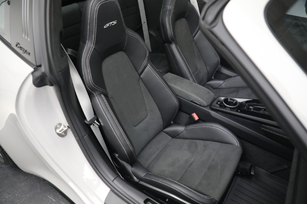 Used 2022 Porsche 911 Targa 4 GTS for sale Sold at Rolls-Royce Motor Cars Greenwich in Greenwich CT 06830 25