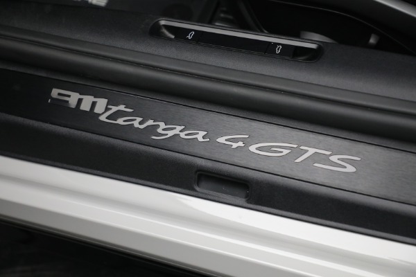 Used 2022 Porsche 911 Targa 4 GTS for sale Sold at Rolls-Royce Motor Cars Greenwich in Greenwich CT 06830 27
