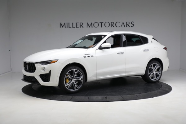 New 2023 Maserati Levante Modena for sale Sold at Rolls-Royce Motor Cars Greenwich in Greenwich CT 06830 2