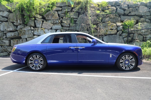 Used 2022 Rolls-Royce Ghost EWB for sale $345,900 at Rolls-Royce Motor Cars Greenwich in Greenwich CT 06830 14