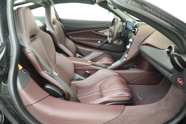 Used 2018 McLaren 720S Luxury for sale $273,900 at Rolls-Royce Motor Cars Greenwich in Greenwich CT 06830 23