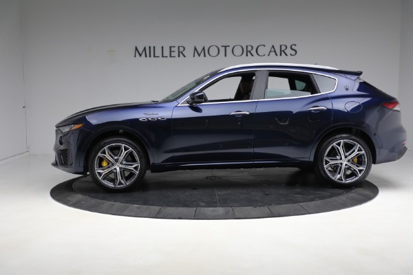 New 2023 Maserati Levante Modena for sale $113,282 at Rolls-Royce Motor Cars Greenwich in Greenwich CT 06830 3