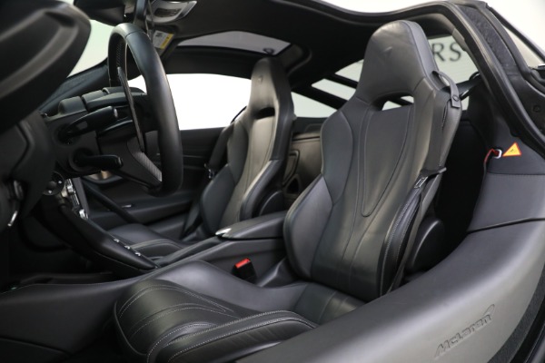 Used 2018 McLaren 720S Luxury for sale $249,900 at Rolls-Royce Motor Cars Greenwich in Greenwich CT 06830 22