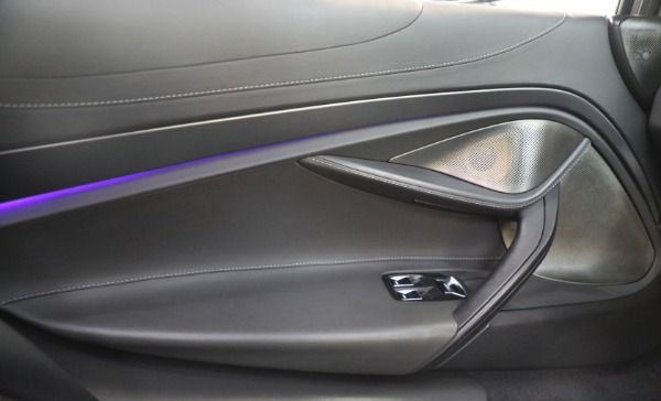 Used 2018 McLaren 720S Luxury for sale $249,900 at Rolls-Royce Motor Cars Greenwich in Greenwich CT 06830 27