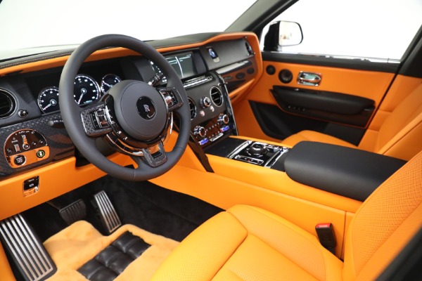 New 2023 Rolls-Royce Black Badge Cullinan for sale Call for price at Rolls-Royce Motor Cars Greenwich in Greenwich CT 06830 17
