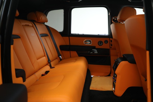 New 2023 Rolls-Royce Black Badge Cullinan for sale Call for price at Rolls-Royce Motor Cars Greenwich in Greenwich CT 06830 26