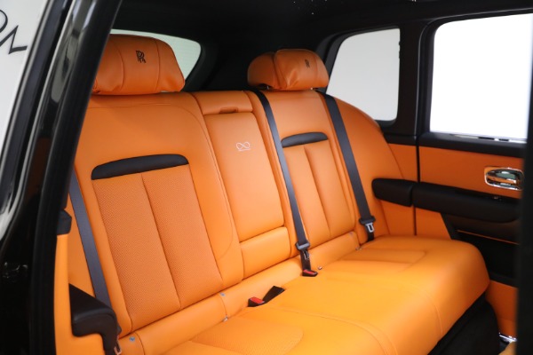 New 2023 Rolls-Royce Black Badge Cullinan for sale Call for price at Rolls-Royce Motor Cars Greenwich in Greenwich CT 06830 27