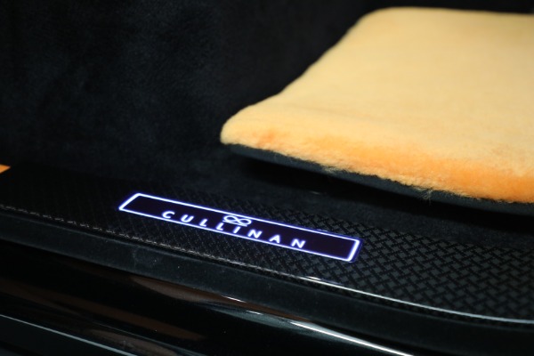 New 2023 Rolls-Royce Black Badge Cullinan for sale Call for price at Rolls-Royce Motor Cars Greenwich in Greenwich CT 06830 28