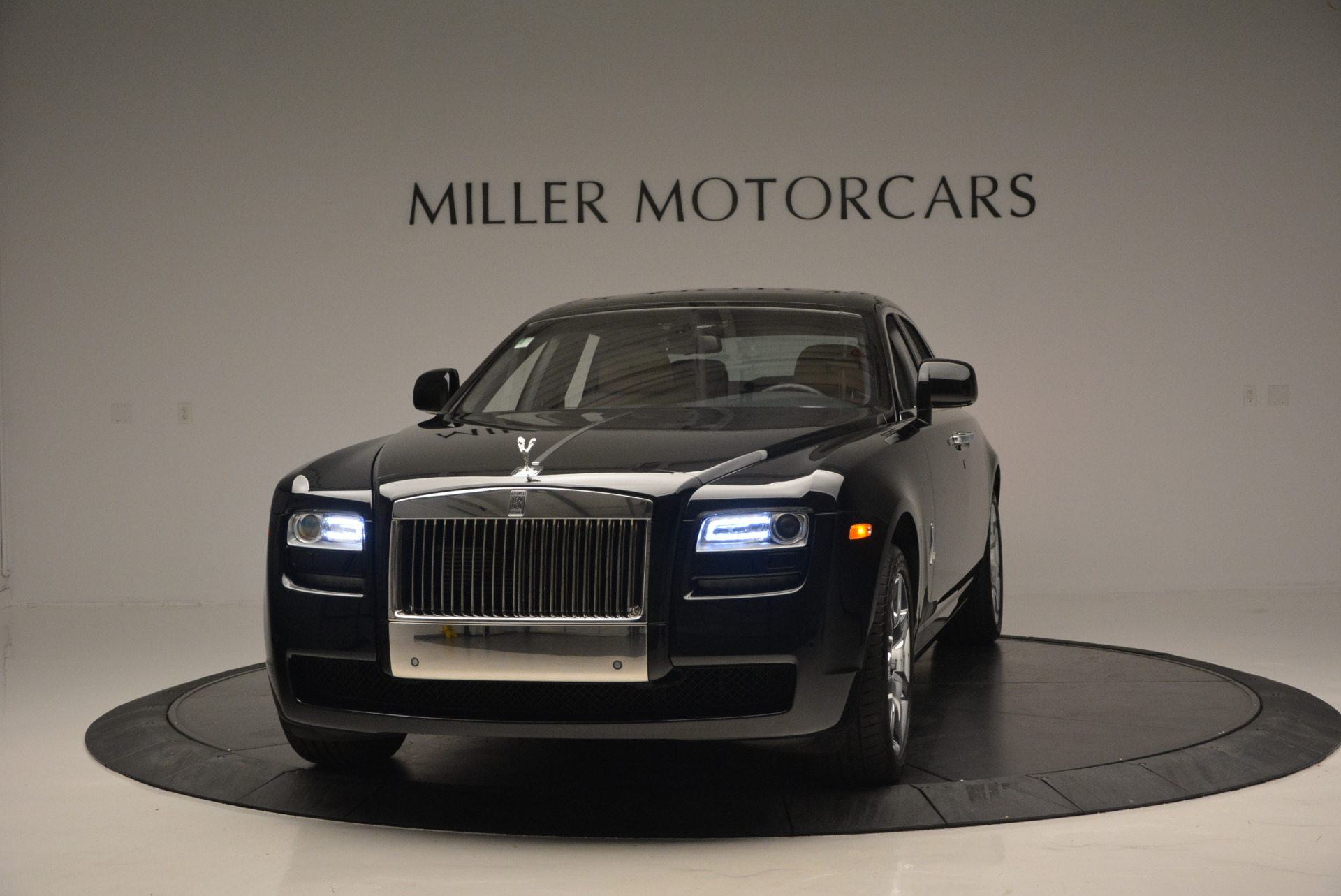 Used 2011 Rolls-Royce Ghost for sale Sold at Rolls-Royce Motor Cars Greenwich in Greenwich CT 06830 1
