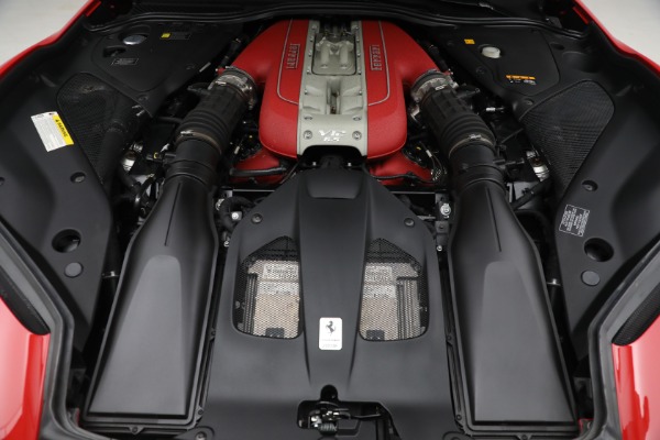 Used 2018 Ferrari 812 Superfast for sale $395,900 at Rolls-Royce Motor Cars Greenwich in Greenwich CT 06830 21
