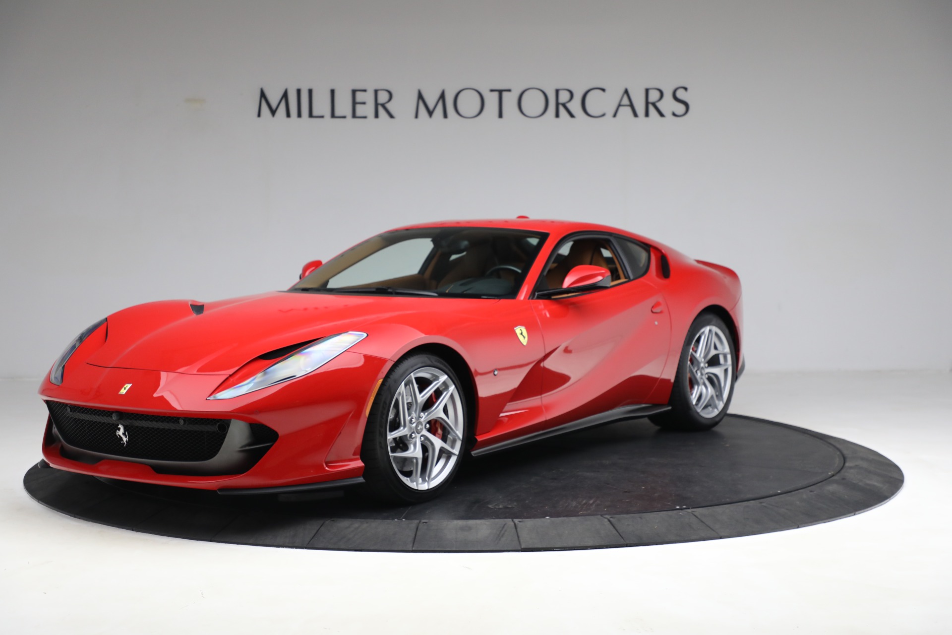 Used 2018 Ferrari 812 Superfast for sale $395,900 at Rolls-Royce Motor Cars Greenwich in Greenwich CT 06830 1
