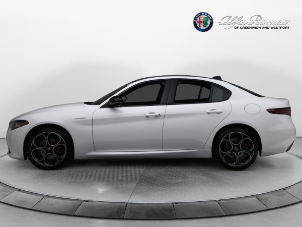 New 2023 Alfa Romeo Giulia Veloce for sale Sold at Rolls-Royce Motor Cars Greenwich in Greenwich CT 06830 4