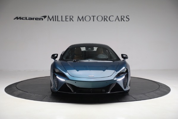New 2023 McLaren Artura TechLux for sale $263,525 at Rolls-Royce Motor Cars Greenwich in Greenwich CT 06830 12