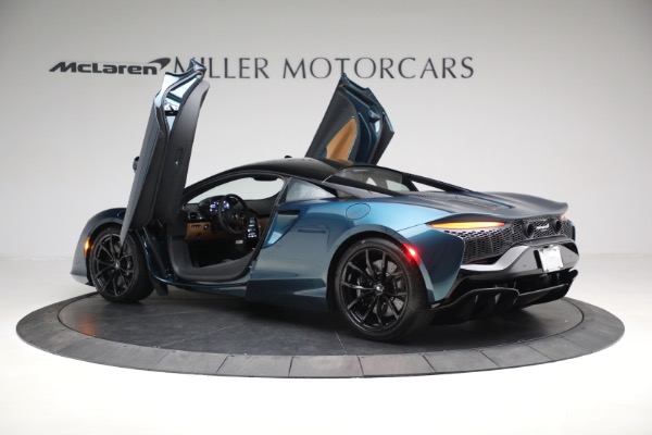 New 2023 McLaren Artura TechLux for sale $263,525 at Rolls-Royce Motor Cars Greenwich in Greenwich CT 06830 14