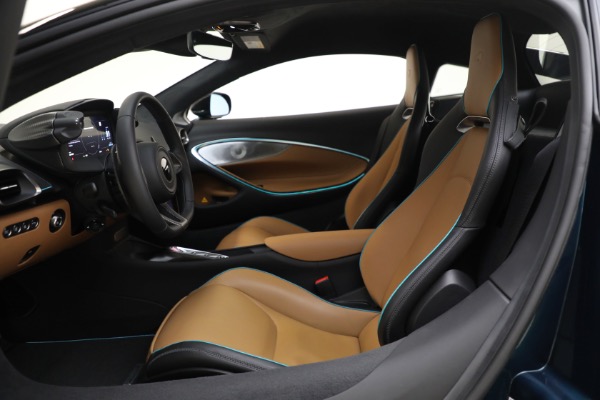 New 2023 McLaren Artura TechLux for sale $263,525 at Rolls-Royce Motor Cars Greenwich in Greenwich CT 06830 21