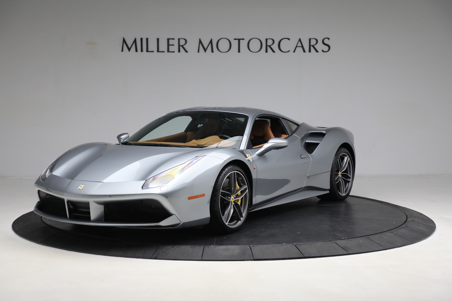 Used 2018 Ferrari 488 GTB for sale $294,900 at Rolls-Royce Motor Cars Greenwich in Greenwich CT 06830 1