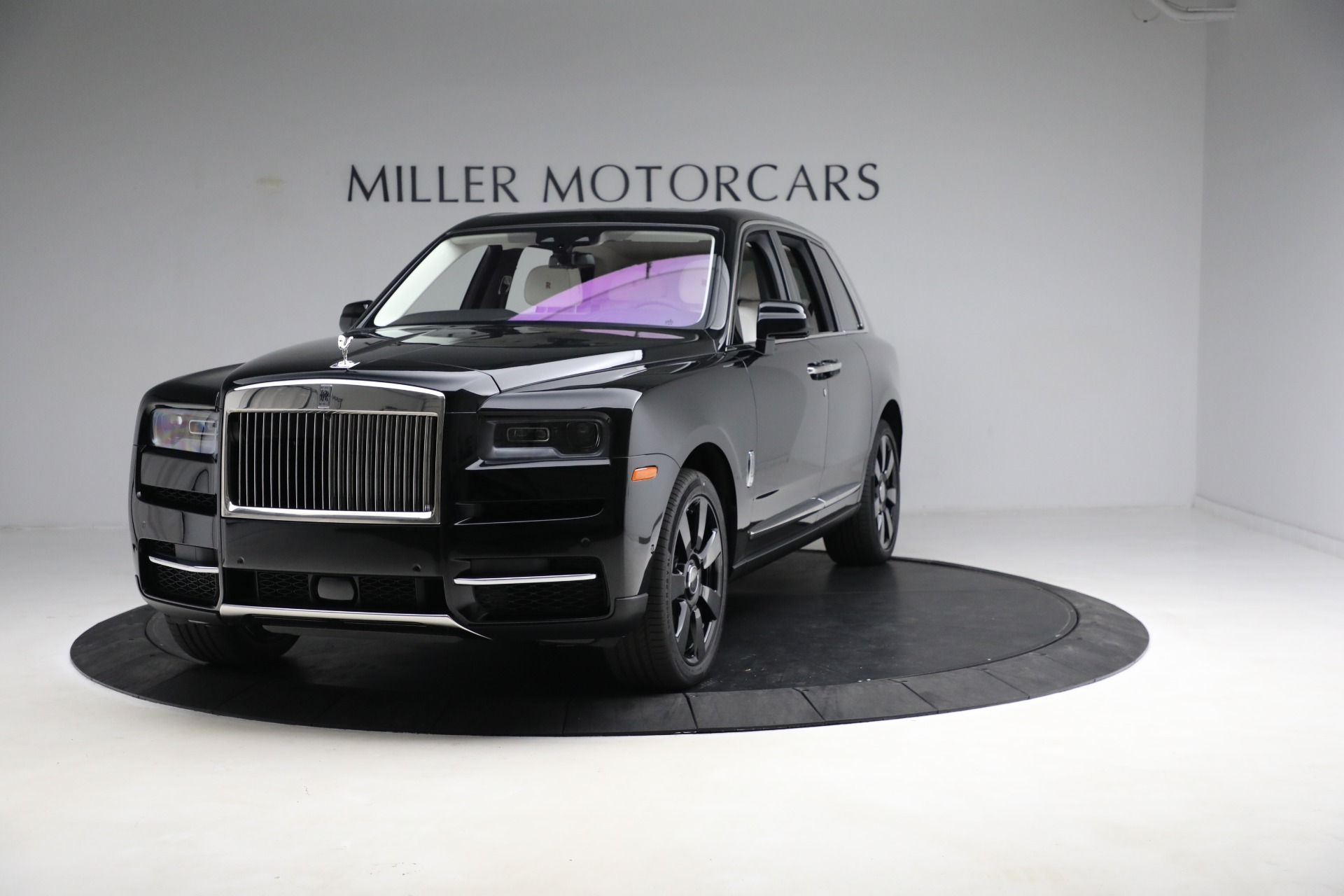 Rolls-Royce Cullinan SUV Launch, Price, Engine, Specs, Features, Interior