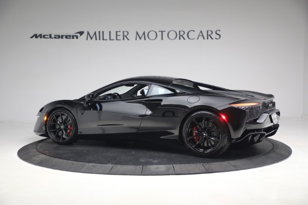 New 2023 McLaren Artura TechLux for sale Sold at Rolls-Royce Motor Cars Greenwich in Greenwich CT 06830 4