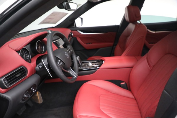 New 2023 Maserati Levante Modena for sale $110,716 at Rolls-Royce Motor Cars Greenwich in Greenwich CT 06830 16