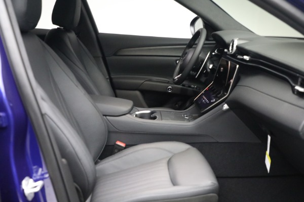 New 2023 Maserati Grecale Modena for sale $78,601 at Rolls-Royce Motor Cars Greenwich in Greenwich CT 06830 22