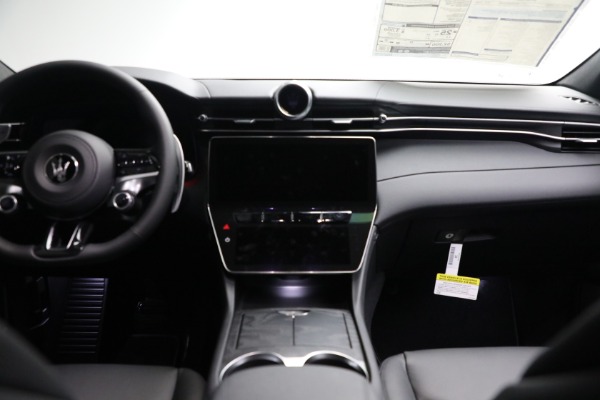 New 2023 Maserati Grecale Modena for sale $78,601 at Rolls-Royce Motor Cars Greenwich in Greenwich CT 06830 26
