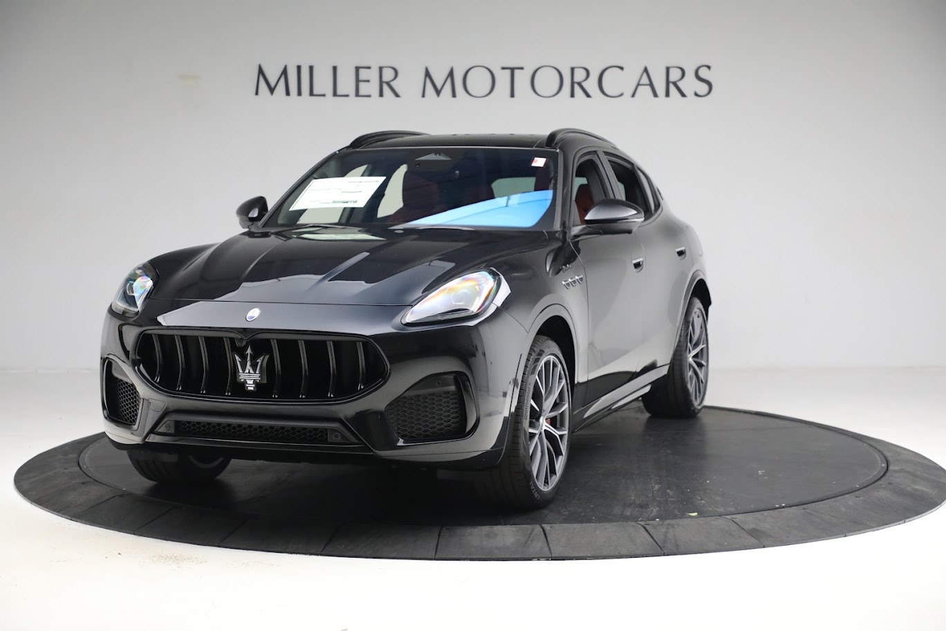 New 2023 Maserati Grecale Modena for sale $92,961 at Rolls-Royce Motor Cars Greenwich in Greenwich CT 06830 1