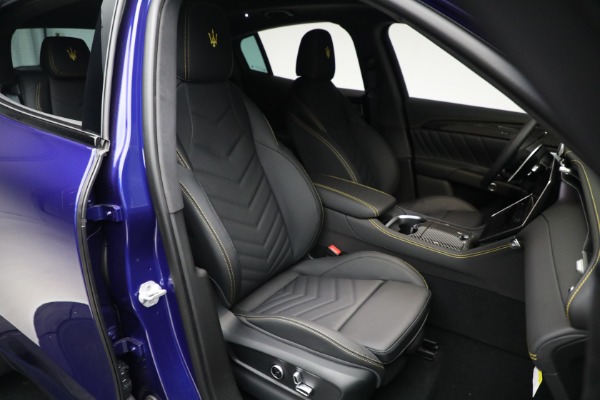 New 2023 Maserati Grecale Modena for sale $91,501 at Rolls-Royce Motor Cars Greenwich in Greenwich CT 06830 17