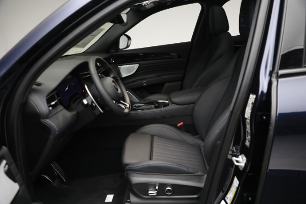 New 2023 Maserati Grecale PrimaSerie Modena for sale $94,101 at Rolls-Royce Motor Cars Greenwich in Greenwich CT 06830 17