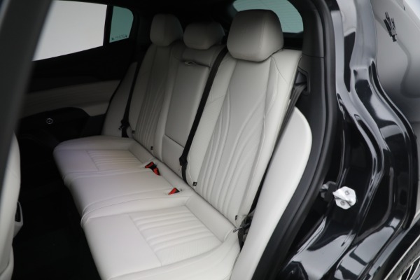 New 2023 Maserati Grecale Modena for sale $85,101 at Rolls-Royce Motor Cars Greenwich in Greenwich CT 06830 19