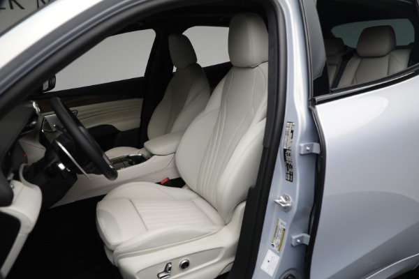 New 2023 Maserati Grecale Modena for sale $88,701 at Rolls-Royce Motor Cars Greenwich in Greenwich CT 06830 17