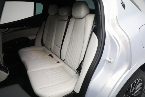 New 2023 Maserati Grecale Modena for sale $88,701 at Rolls-Royce Motor Cars Greenwich in Greenwich CT 06830 20