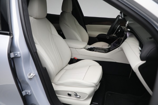 New 2023 Maserati Grecale Modena for sale $88,701 at Rolls-Royce Motor Cars Greenwich in Greenwich CT 06830 22