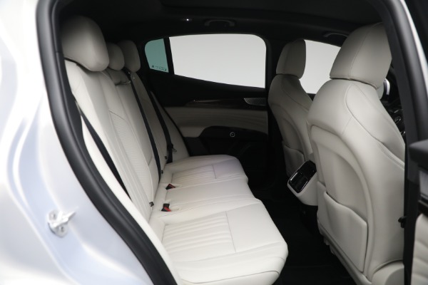 New 2023 Maserati Grecale Modena for sale $88,701 at Rolls-Royce Motor Cars Greenwich in Greenwich CT 06830 23
