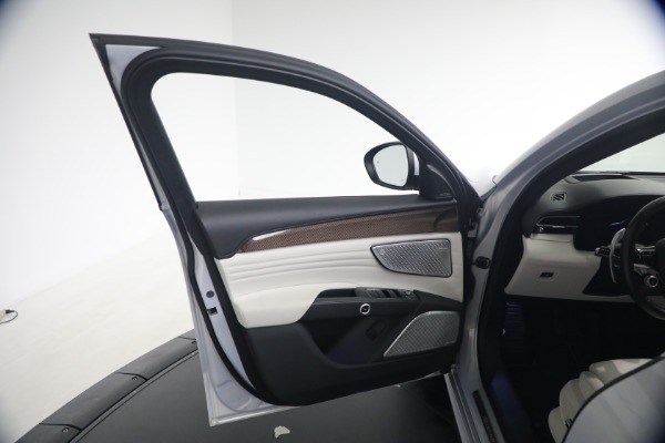 Used 2023 Maserati Grecale Modena for sale $44,900 at Rolls-Royce Motor Cars Greenwich in Greenwich CT 06830 23