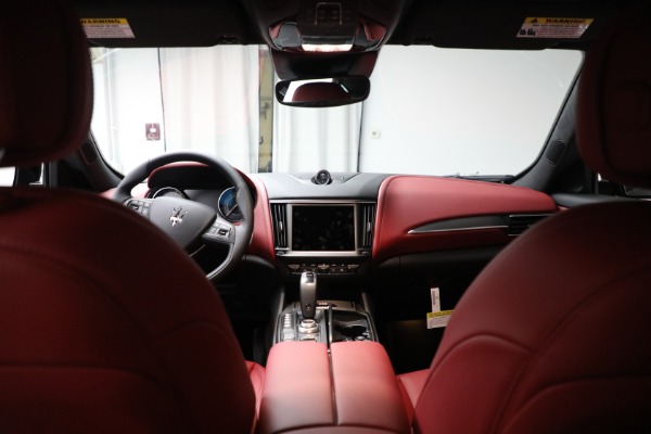 New 2023 Maserati Levante Modena for sale $117,285 at Rolls-Royce Motor Cars Greenwich in Greenwich CT 06830 27