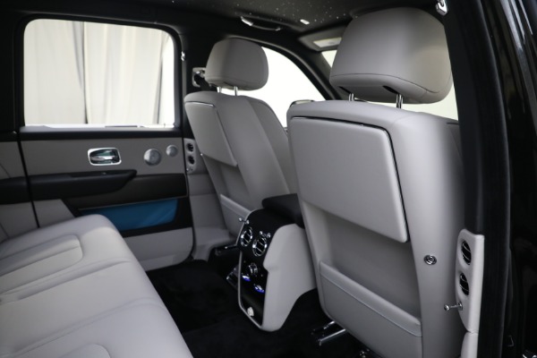 New 2023 Rolls-Royce Cullinan for sale Sold at Rolls-Royce Motor Cars Greenwich in Greenwich CT 06830 26