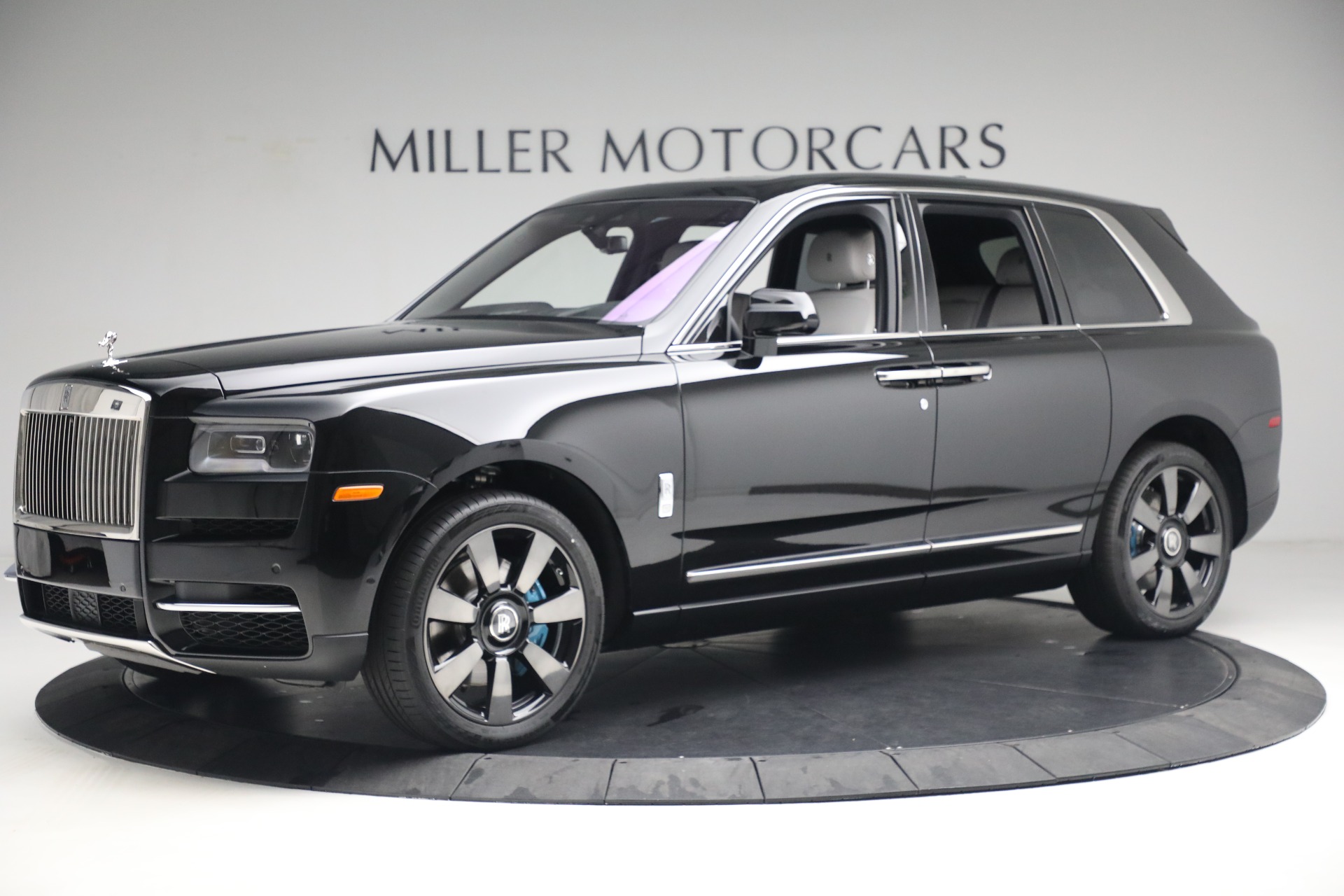 New 2023 Rolls-Royce Cullinan for sale Sold at Rolls-Royce Motor Cars Greenwich in Greenwich CT 06830 1