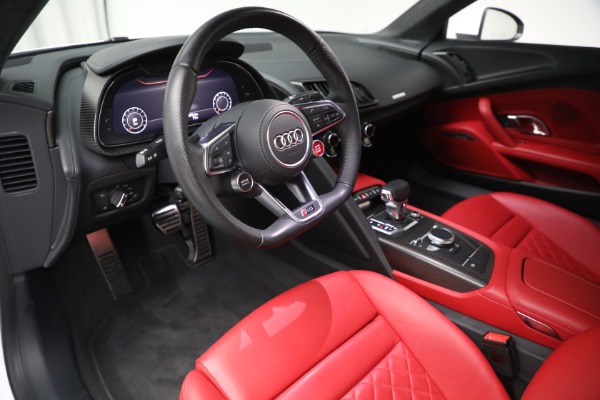 Used 2017 Audi R8 5.2 quattro V10 for sale Sold at Rolls-Royce Motor Cars Greenwich in Greenwich CT 06830 13