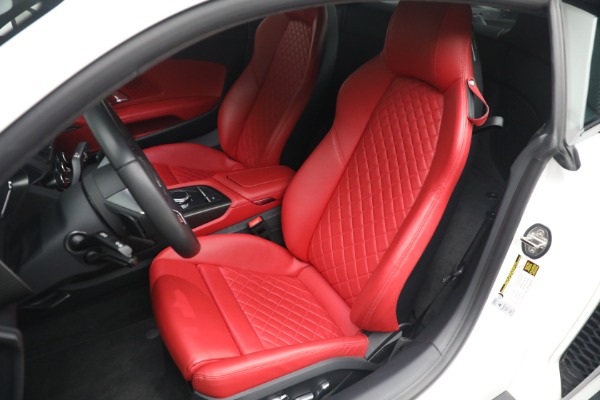 Used 2017 Audi R8 5.2 quattro V10 for sale Sold at Rolls-Royce Motor Cars Greenwich in Greenwich CT 06830 15